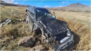 Գեղարքունիքի մարզում բախվել են «Toyota»-ն ու «Honda»-ն. վերջինը դուրս է եկել երթևեկելի գոտուց և հայտնվել դաշտում. կա 5 վիրավոր