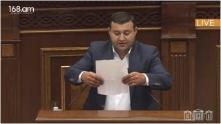 Մի կերպ կմկմալով տեքստ կարդացող ՔՊ-ականը «դաս է տալիս» Դաշնակցությանը
