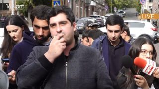 Հայաստանում հալածվում են ԶԼՄ-ները, քաղաքական-հասարակական գործիչները, չկա խոսքի ազատություն. Հայկ Դերզյան Հայաստանում հալածվում են ԶԼՄ-ները, քաղաքական-հասարակական գործիչները, չկա խոսքի ազատություն. Հայկ Դերզյան