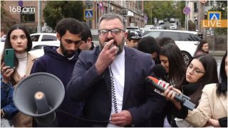 Մենք տեսնում ենք խոշտանգումներ ադրբեջանական բանտում ու տեսնում ենք ձեր լռությունը. Գառնիկ Դանիելյան Մենք տեսնում ենք խոշտանգումներ ադրբեջանական բանտում ու տեսնում ենք ձեր լռությունը. Գառնիկ Դանիելյան