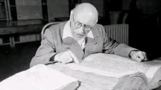 Ինչ կուզեք, գրեք՜, կստորագրեմ, բայց աղաչում եմ, Թուրքիայի լրտես մի՜ գրեք. Հրաչյա Աճառյան