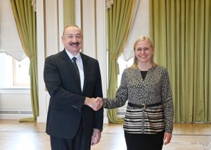 ԵԱՀԿ գործող նախագահը Բաքվում հանդիպել է Ալիևի և Բայրամովի հետ