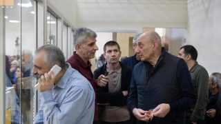 Բաքվից պահանջել՝ ազատ արձակել հայ պատանդներին․ Թրամփի համակիրը կոչով դիմել է նախագահին Բաքվից պահանջել՝ ազատ արձակել հայ պատանդներին․ Թրամփի համակիրը կոչով դիմել է նախագահին