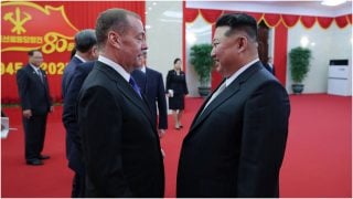 Մեդվեդևը նամակ է հանձնել Կիմ Չեն Ընին