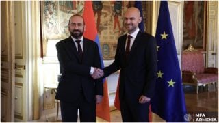 Միրզոյանն ու Բարոն մտքեր են փոխանակել ռազմավարական բնույթ ունեցող հարաբերությունների հետագա խորացման ուղղությամբ իրականացվող աշխատանքների շուրջ