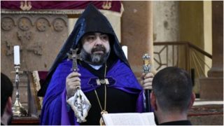 Մկրտիչ Սրբազանի կալանքի հարցը կքննի դատավոր Կարեն Ֆարխոյանը