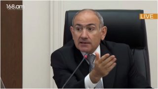Դուրս չի գալիս մարդկանց մունաթային տոնը, ասում են՝ տուն չունենք. Նիկոլ Փաշինյան Դուրս չի գալիս մարդկանց մունաթային տոնը, ասում են՝ տուն չունենք. Նիկոլ Փաշինյան