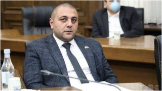 «Չեմ միջնորդելու, որ ազատ արձակեն». ՔՊ-ական պատգամավոր Կարեն Սարուխանյանը՝ զոքանչի ձերբակալման մասին. News.am