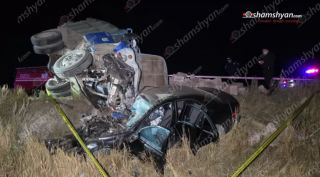 Արագածոտնում բախվել են «Mercedes»-ն ու քարով բարձված «ԶԻԼ»-ը. կա 2 զnh