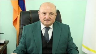 Ինչպես ասում է Սուրբ Գիրքը՝ ով համբերե, նա կեցցե. Վարդան Ղուկասյանը շնորհավորել է Գյումրիի օրվա առթիվ