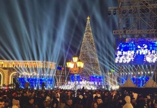 Հանրապետության գլխավոր տոնածառի լույսերը կվառվեն դեկտեմբերի 14-ին