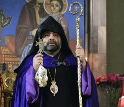 Մի՛ վհատվեք և մի՛ տրտմեք. Արագածոտի թեմի հոգևոր առաջնորդ Մկրտիչ սրբազանի ուղերձը՝ կալանավայրից