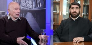 Այդ ժամանակ Գալչյանը չէր կասկածում Վեհափառի բարոյականությանը, խոնարհությամբ ընդունում էր նրա օրհնությունը և օգտվում եկեղեցական բարեգործությունից․ Տեր Արարատը հիշեցնում է