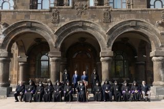 Գերագույն հոգևոր խորհուրդը խստորեն դատապարտեց Եկեղեցու և եկեղեցականների իրավունքների նկատմամբ իրականացվող բացահայտ ապօրինի ոտնձգությունները. Մայր Աթոռ