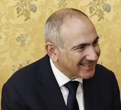 Իր երեսպաշտությանը մի տխմար արդարացում է գտել՝ «տղաները զոհվեցին հանուն խաղաղության, անկախության…». Րաֆֆի Ասլանյան