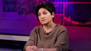 Հրոսակախմբով Մայր տաճարի վրա հարձակված ու քահանային կաթվածի հասցրած եղբորով հպարտացող դիրիժոր չէինք տեսել, դա էլ տեսանք. Ալիսա Գևորգյան