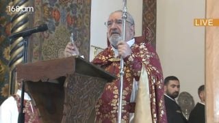 Վեհափա’ռ Տեր, աղոթում ենք, որ Ձեր խաչը քաջությամբ կրեք մինչև վերջ ու անվհատ կերպով շարունակեք Ձեր եկեղեցաշեն գործունեությունը. Հայկազուն սրբազան