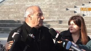 Սրանք Ցռան Վերգոյի շառավիղն են. ծնողներին քարշ էին տալիս, որ իրենց պարտության սիմվոլը գա. Խաչիկ Մանուկյան