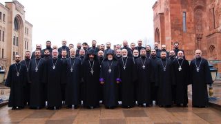 Ռուսաստանի և Նոր Նախիջևանի Հայոց թեմի հոգևորականները հավատարմությամբ են կանգնած Եկեղեցու ու վեհի կողքին՝ բացառությամբ Գևորգ Սրբազանի եղբոր