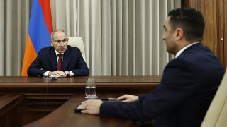 Հերթական կաշառքն են նախապատրաստում ընտրություններից առաջ