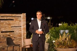 Չլինել որևէ մեկի արբանյակը, կախված չլինել մեկ շուկայից, անվտանգության մեկ աղբյուրից՝ ինչպես տարիներ շարունակ. Արման Թաթոյան