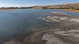 Վանա լիճը պայքարում է երաշտի դեմ