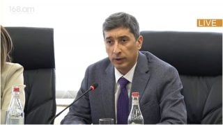 Արա Նռանյանը ՀԷՑ-ը լիցենզիայից զրկելու նախագծին միակ դեմ քվեարկած հանձնաժողովականն է