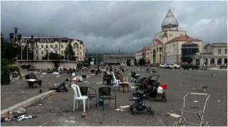 «Ինչքա՜ն միամիտ արցախցիներ եղան, ովքեր կուտը կերան և օգնեցին նիկոլին Արցախը հանձնել թուրքին. նույն ձևով ուզում է Եկեղեցին հանձնի թուրքին». Թերեզա Մխիթարյան