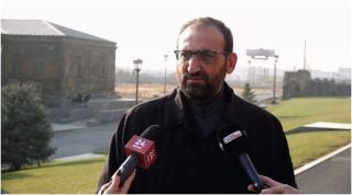 Լուսավորչի գահն ընծա չէ, որ նվիրես այս կամ այն հոգևորականին, իսկ Գարեգին Բ-ին ընտրել է Ազգային-եկեղեցական ժողովը. Արշակ սրբազան