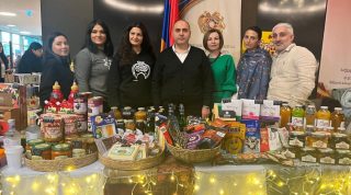 ՀՀ դեսպանությունը Թբիլիսիում մասնակցել է Վրաստանի կանանց միջազգային ասոցիացիայի ամանորյա բարեգործական տոնավաճառին