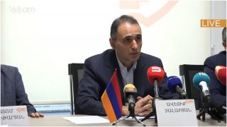 Խոյ համայնքի գյուղական վայրերի ընտրատեղամասերում կուտակումներ կային. Չալաբյան