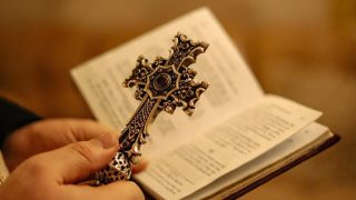 Տեր հայր, կասե՞ք. Աստված ինձ պատժո՞ւմ է