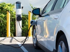 Էլեկտրական ավտոմեքենաների ներմուծման համար ԱԱՀ-ի և տուրքերի չեղարկումը մեկ տարով երկարաձգվել է