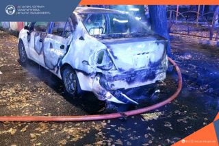 Երևանում մեքենա է այրվել