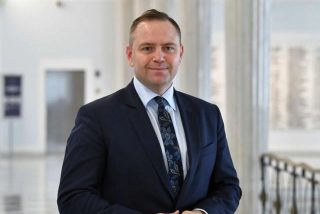 Լեհաստանի նախագահն առաջարկել է արգելել Կոմունիստական կուսակցությունը