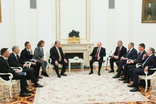 Պուտինը Հունգարիայի վարչապետ Վիկտոր Օրբանի հետ հանդիպում է անցկացնում Կրեմլում