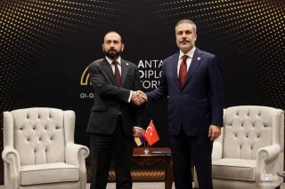 Թուրքիայի հետ հարաբերությունների կարգավորումը կարող է դրականորեն անդրադառնալ Ադրբեջանի հետ կարգավորման վրա. Միրզոյանն արձագանքել է Ֆիդանին