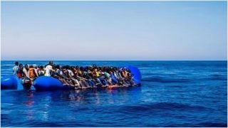 Լիբիայի ափերի մոտ ներգաղթյալներ տեղափոխող նավակ է խորտակվել. 42 մարդ անհետ կորած է համարվում