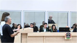 Ադրբեջանի դատախազը պահանջել է ցմшհ ազատազրկում Արայիկ Հարությունյանի և Դավիթ Բաբայանի համար