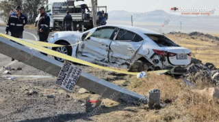 Եղվարդ-Նոր Գեղի ճանապարհին բախվել են «Ford»-ն ու «Mazda»-ն. վերջինը կոտրել է բետոնե էլեկտրասյունը