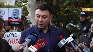 Իրեն որևէ մեկը Վեհափառին հեռացնելու քվե չի տվել. Վեհափառը պետք է պինդ մնա իր տեղում, սա միայն իր հարցը չէ. Էդուարդ Շարմազանով