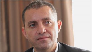 Ձերբակալվել է էկոնոմիկայի նախկին նախարար Վահան Քերոբյանը. «Ազատություն»