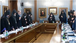 Մայր Աթոռ Սուրբ Էջմիածնում ընթանում է Գերագույն հոգևոր խորհրդի ժողովը