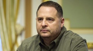 Կատակերգու Զելենսկին ԱՄՆ-ի հետ բանակցություններից առաջ մնաց առանց «պրոդյուսերի». լրատվամիջոցներ