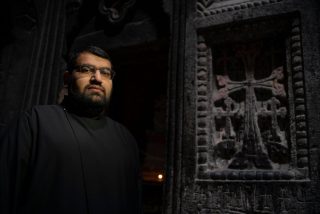 Սկսվում է մեր օրերի հոգևոր Սարդարապատը. Հայր Վաչե Մկրտչյան