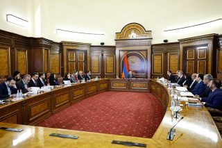 Իշխանությունները նորից քննարկել են Սահմանադրական բարեփոխումները