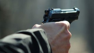 Շիրակի մարզում կրակել են Գյումրիում հայտնի դաջվածքներ անող տղամարդու աչքին