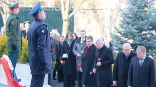 Անկարայում տեղի է ունեցել սպանված ռուս դեսպան Կառլովի հիշատակի արարողությունը