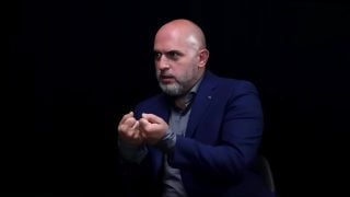 «Անիծյալ եք դուք, սատանայի ծառաներ, ձեր կառավարական տիրոջ հետ միասին». Արմեն Աշոտյան