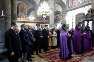 Պոլիտբյուրոյի դեկտեմբերյան միստերիաները